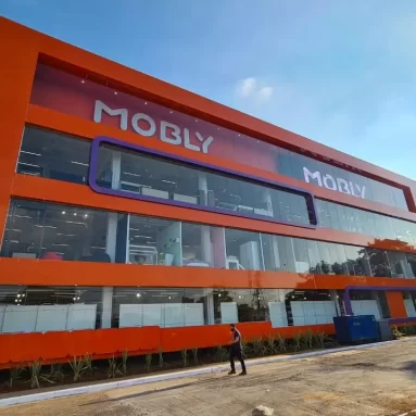 mobly
